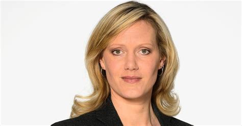 Belehrend kommt er nicht daher. anna-schudt-als-martina-boenisch100~_v-facebook1200_749bc1.jpg