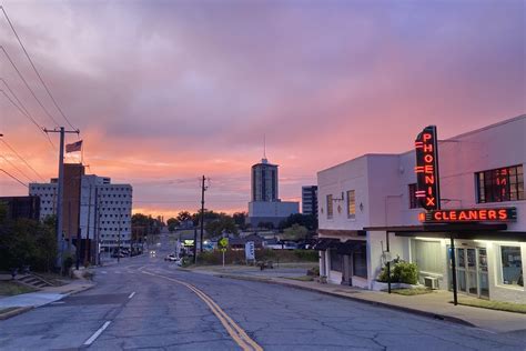 Today's Sunset over SoBo : r/tulsa