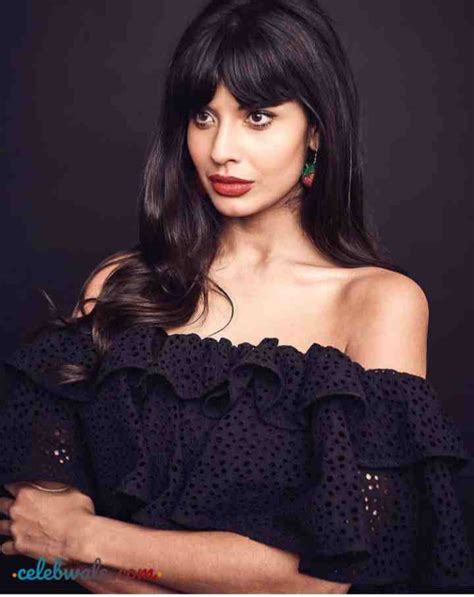 Jameela Jamil Biography Age Wiki Height Weight
