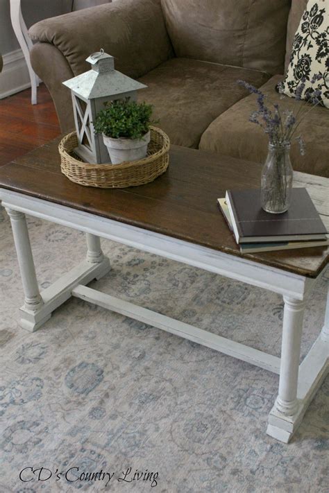 Today i want to share with you a little re purposing i did this week. Re-purposing a Vintage Piano Bench