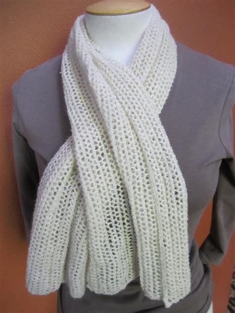 10 Easy Scarf Knitting Patterns For Beginners Craftsy