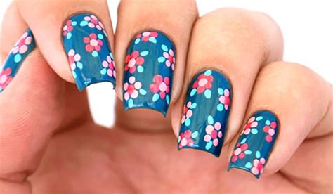 ۱۰ Amazing Facts About Nails آرایشگاه سه رخ