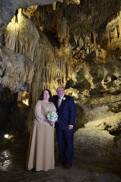 Bridal Cave Camdenton Mo Wedding Venue