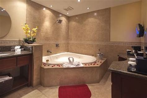 The restaurant is usually half price too. King Bed Room Suite, Jetted Tub at the Hotel Iris