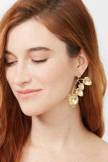 These Bridal Jewelry Options Go Way Beyond The Wedding Open Heart