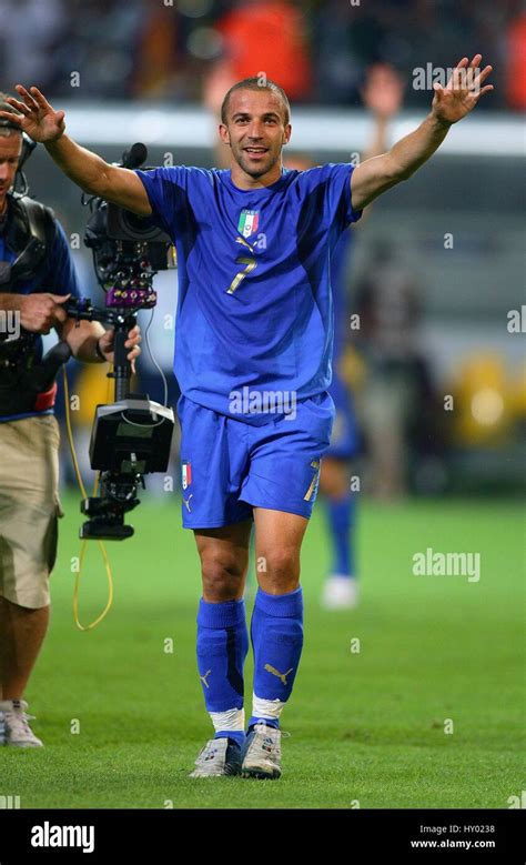 Alessandro Del Piero 2006 Hi Res Stock Photography And Images Alamy