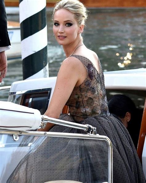 Jennifer Lawrence Arrives At The Premiere Of Mother In Venice Jennifer Lawrence Celebrities