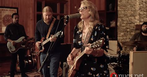 Tedeschi Trucks Band Welcomes Viewers Back For The Second Installment Of Fireside Sessions Video