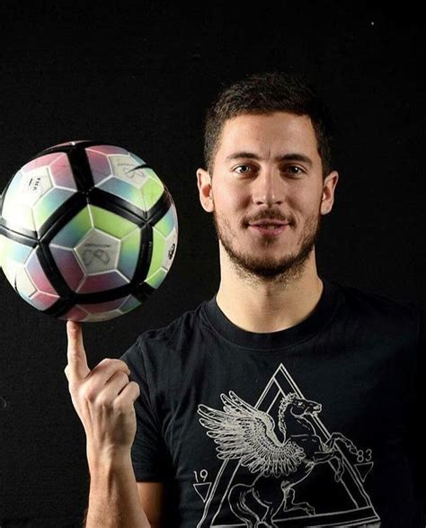 Hazard, 30, inspired the blues to the premier league title during this time, winning pfa player of the year in the. Pin by Anuka on Chelsea | Eden hazard, Eden hazard chelsea, Eden
