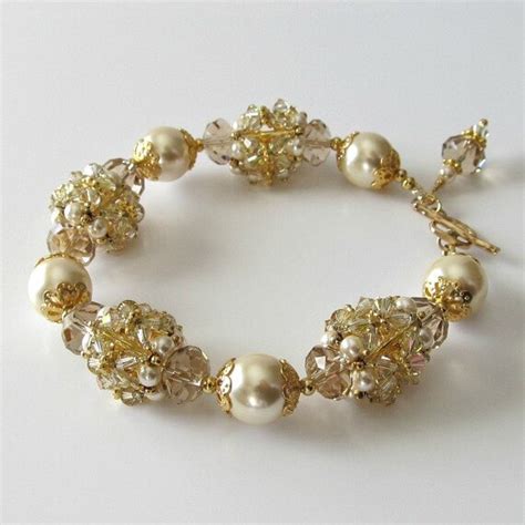 Beaded Bead Bracelet Cream Glass Pearls Swarovski Crystals