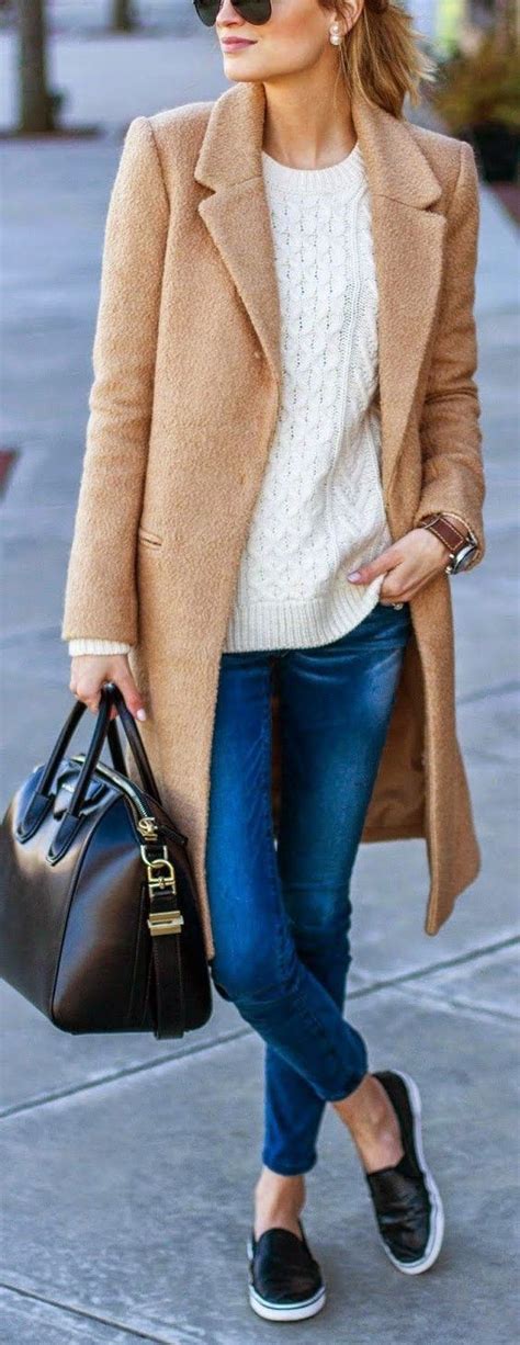 Stylish Knitted Outfit Ideas To Copy Right Now Women Outfits