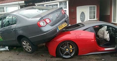 Driver Writes Off £220000 Ferrari Super Car In A Terrible Crash