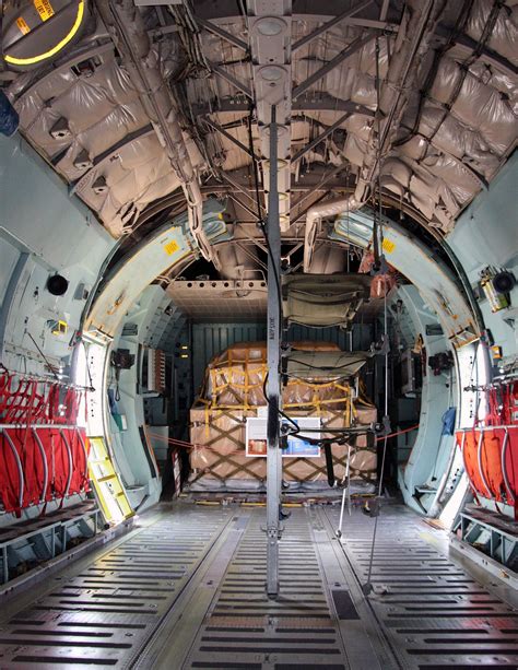 Lockheed C 141b Starlifter 64 0626 Inside Looking Aft Flickr
