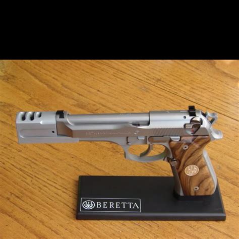 Beretta 92fs With Compensator Gun Stuff Pinterest Guns Cz 75 And