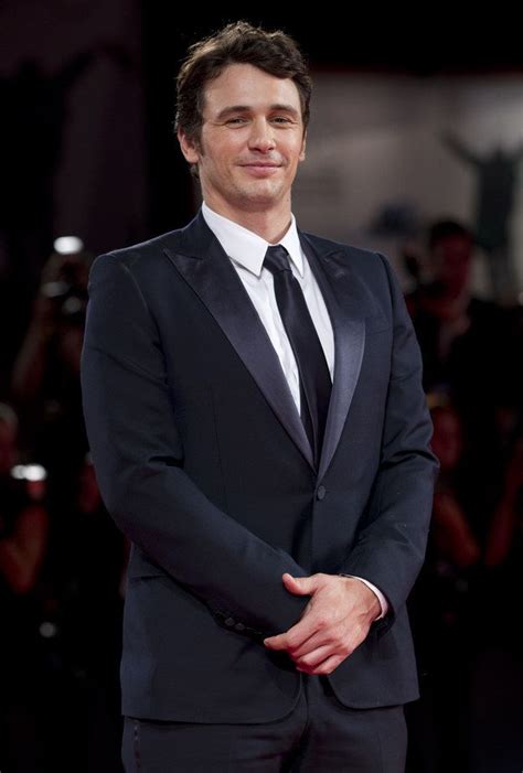 A 39 anni (che compie il 19 aprile 2017) resta uno degli attori più interessanti e fighi di hollywood. This is actor, writer, poet, director, student, general ...