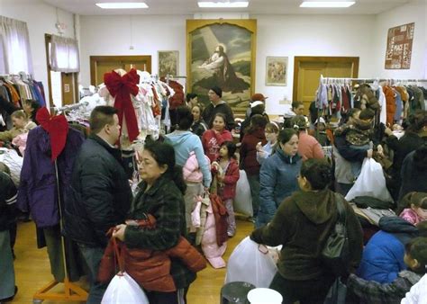 Closet Brings Clothing Community To Aurora Families
