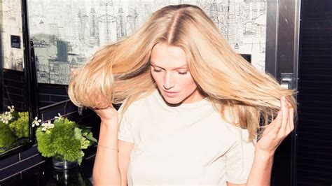 HOW TO GET RID OF DANDRUFF ASAP — FOURTEENJAY