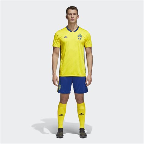 These kits can be used for fifa 16. Sweden 2018 World Cup Adidas Home Kit | 17/18 Kits ...