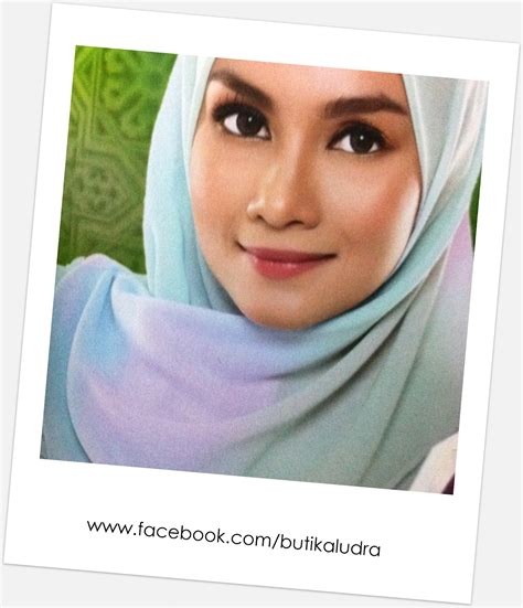 Parody tudung bawal gaya blogger yunabella. Butik Aludra: Gaya tudung bawal inspirasi Datin Norjuma Habib