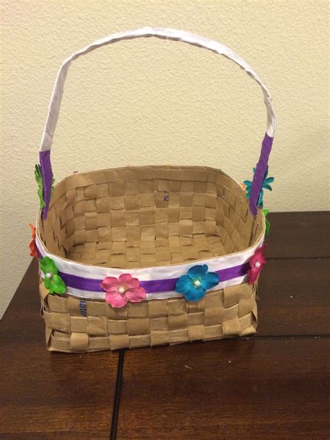Easter Basket Made From Paper Bags Easter Baskets Picnic Basket Basket