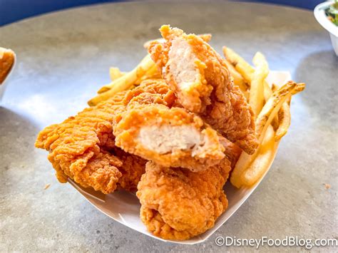 Review 3 Reasons You Should Go To Disney Worlds Busiest Restaurant