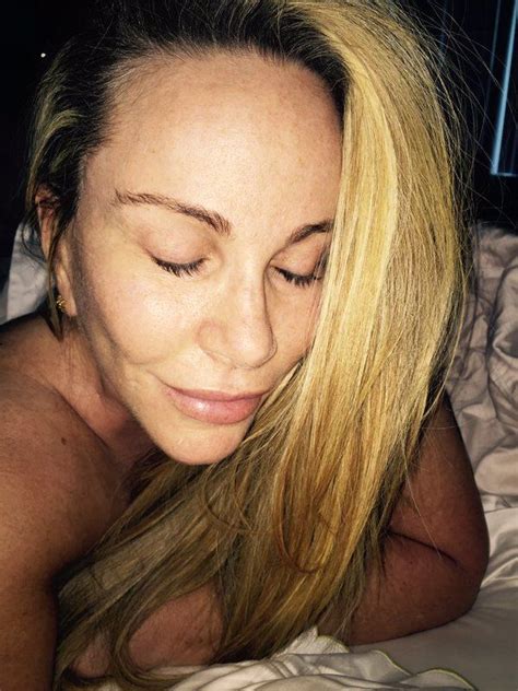 Tawny S Gorgeous Even In The Middle Of The Night Tawny Kitaen Tawny Favorite Celebrities