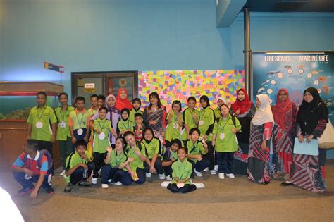 Program pascataklimat ialah memulakan lawatan ke bahagian memproses coklat. PPKI SMARD KB: LAWATAN SAMBIL BELAJAR KE PUSAT AKUARIUM ...