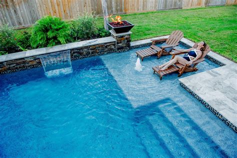 Pools With Trim Tile On Baja Bench Three Strikes And Out