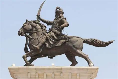 Maharaja Ranjit Singhs Statue In Lahore Vandalised Again This Time By