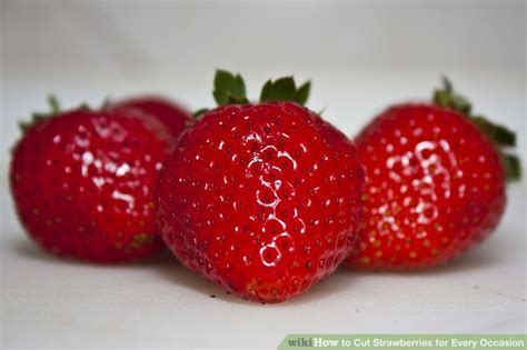 How To Cut Strawberries For Every Occasion 8 Steps