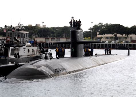 Kapal ini merupakan kapal kedua yang menyandang nama nanggala dalam jajaran tni al. KRI Nanggala-402 Latihan Bersama Kapal Selam AS di Laut Jawa | MARKASBESAR - Berita Hankam ...