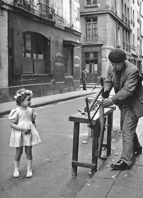 History In Photos Robert Doisneau