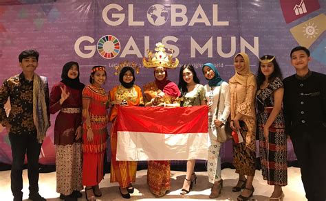 Jurnal ilmiah pendidikan profesi guru adalah jurnal yang mewadahi pemikiran dan hasil penelitian guru dan calon guru dibidang pendidikan dan pembelajaran di satuan pendidikan sekolah. Ikuti Simulasi Sidang PBB di Malaysia, Duha Paparkan Isu ...