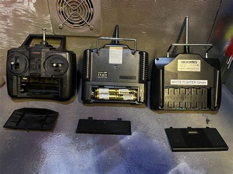 13 Vintage Rc Transmitters 27mhz And 35mhz Futaba Andacoms Ebay