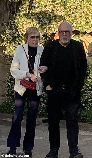 Frail Carol Burnett Dines With Husband Brian Miller On Mothers Day In