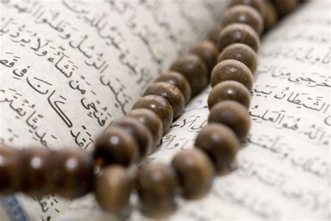 Tafsir mimpi membaca al quran. Hikmah Membaca Al Quran dan Sejarahnya - Umroh.com