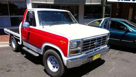 1982 Ford F100 Ute Very Nice Ford F100 Tray Back Truck Tha Flickr