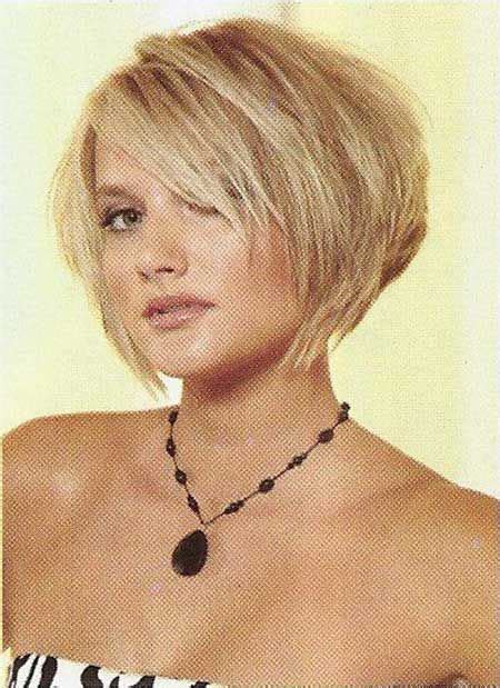 Lovely Inverted Bob Hairstyle Swing Bob Hairstyles Stacked Hairstyles