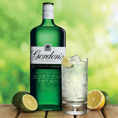 Gordon's London Dry Gin: Free Delivery Available | Flavourly