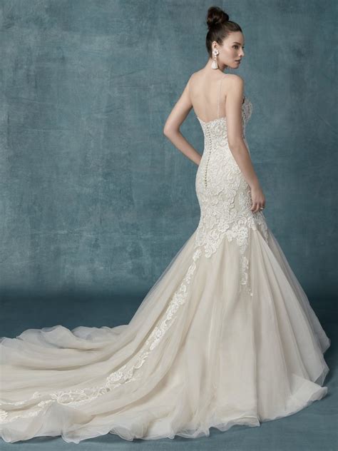 For fans of wedding gowns in fuller silhouettes, please check out top 100 wedding dresses part 1: Spaghetti Strap Beaded Lace Bodice Fit And Flare Wedding ...