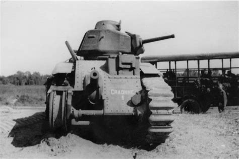 Французский танк Char B1 Bis №391 Краон брошенный в районе Шивр Валя