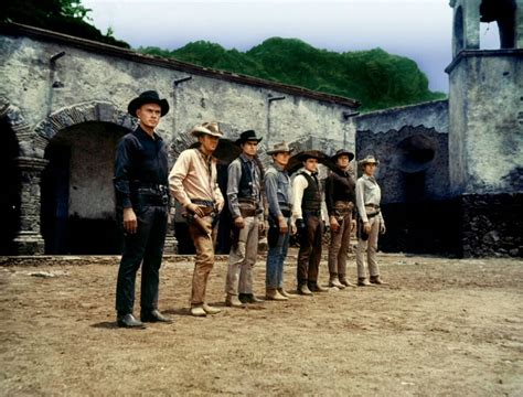 Seven gunfighters defend an oppressed mexican village against an army of marauding bandits. The Magnificent Seven - 1960 | Les 7 mercenaires, Sept ...