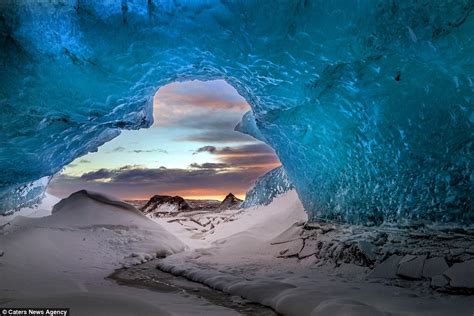 Iceland Staggering Blue Crystal Ice Cave Charismatic Planet