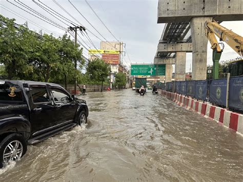 ฝนถล่ม กทม วุ่นเช้านี้พบ น้ำท่วมหลายพื้นที่ ลาดพร้าว รัชดา แจ้งวัฒนะ อ่วม