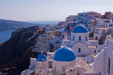 A Short Guide On What To Do In Santorini