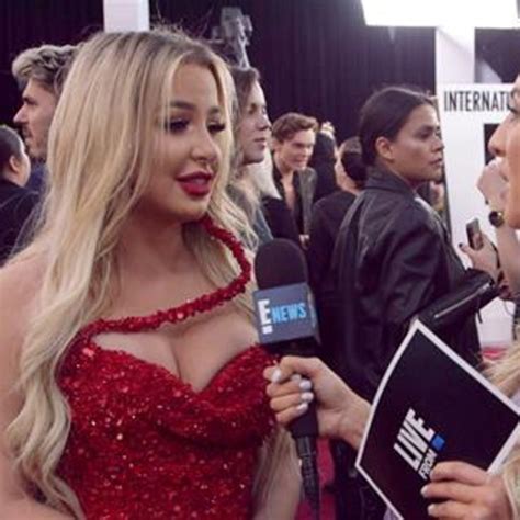 Tana Mongeau Keeps Getting Chills Over Pcas Nomination E Online