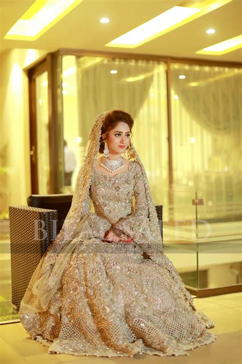 Pakistani Couture Bridal Mehndi Dresses Red Bridal Dress Asian Bridal Dresses Asian Wedding
