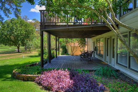 To conform to headroom requirements in part 9 of the vbbl, a minimum clearance of 1980 mm must be provided for all exterior balcony people will instinctively step over rather than step on the curb, thereby maintaining the required headroom. 17 Best images about Patio cover balcony on Pinterest ...