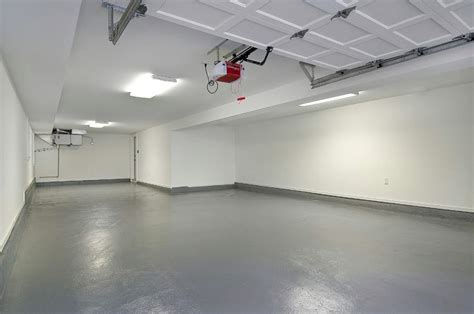 This quick project cannot only enhance the overall beauty of your home, it can help to protect your garage floor from staining and damage. Garage Floor Paint Options