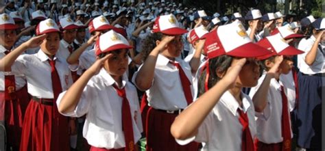 For the english version, click here. Mendikbud Terbitkan Kurikulum Darurat Corona, Beri 3 Opsi ...